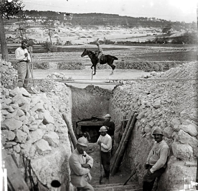 galleries/2014/05/26/never-before-seen-images-from-wwi-s-front-lines-photos/140523-wwi-3_ctouf7