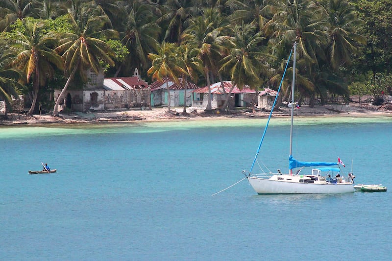 A picture of a run down hotel on Ile a Vache in Haiti.