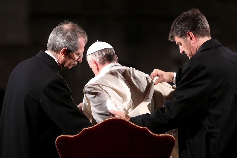 articles/2013/03/31/is-pope-francis-rewriting-easter/130330-Nadeau-Easter-pope-embed-01_voqu1i