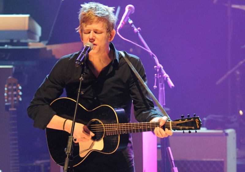 galleries/2010/04/13/coachella/coachella---spoon_y3ylsq