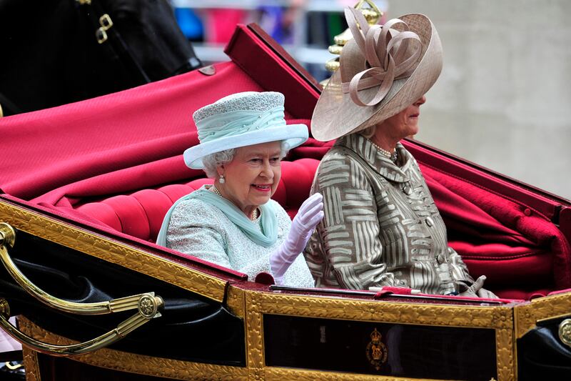 galleries/2012/06/03/queen-elizabeth-s-diamond-jubilee-kate-middleton-prince-william-and-more-photos/jubilee-day4-carriage-close_nmlk2m