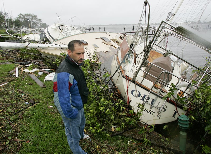 galleries/2010/09/02/15-worst-hurricanes/destructive-hurricanes---frances_s0b0y0