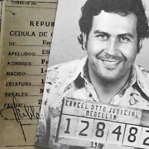 articles/2016/09/03/how-my-dad-pablo-escobar-escaped-his-own-prison/160831-cartel-land-escobar-tease_xsjkvu