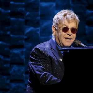 articles/2017/04/25/elton-john-cheats-death-following-potentially-deadly-bacterial-infection/170126-elton-john-musical-cheat_b0x6ta