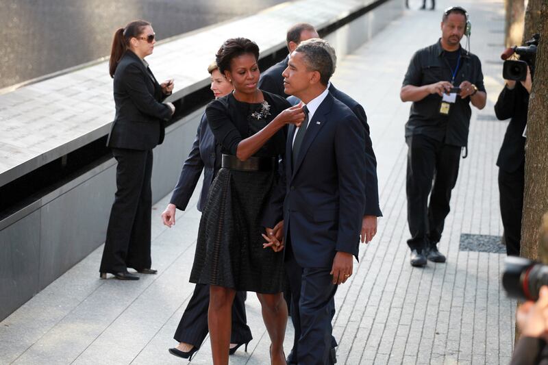 galleries/2011/09/11/911-memorial-ceremony-10th-anniversary-obama-bush-photos/obama-memorial-2-gal_yewird