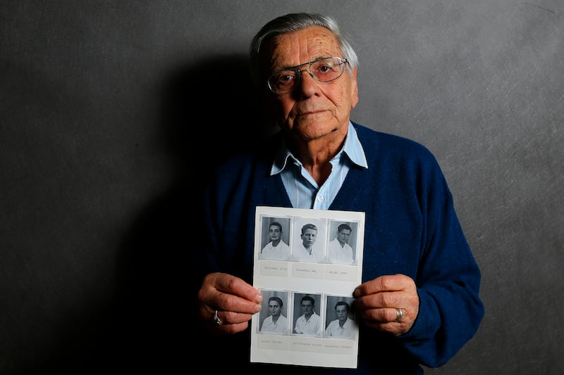 galleries/2015/01/26/auschwitz-survivors-70-years-later-photos/150123-auschwitz-survivors-04_ul4i0r