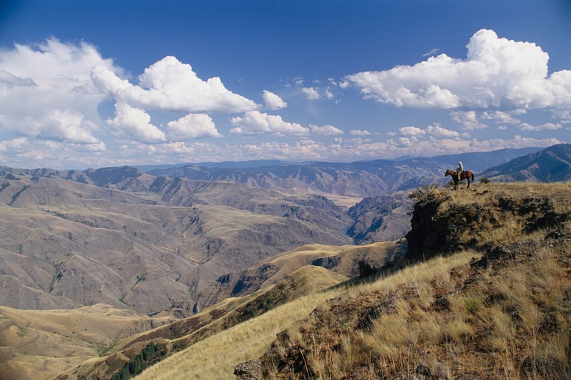 galleries/2011/08/13/scenic-drives-photos/scenic-roadtrips-hells-canyon_plrpyk