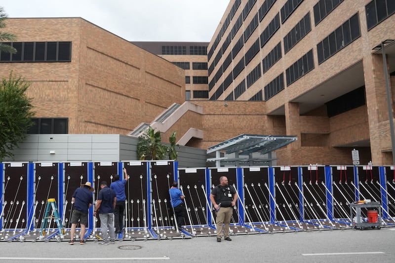 Tampa General Hospital’s AquaFence.