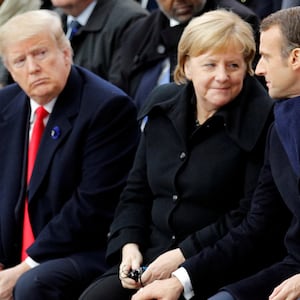 181111-macron-nationalism-trump-cheat_knduf1