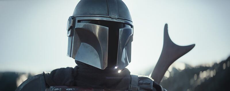 220622-star-wars-chaos-mandalorian_iestbc