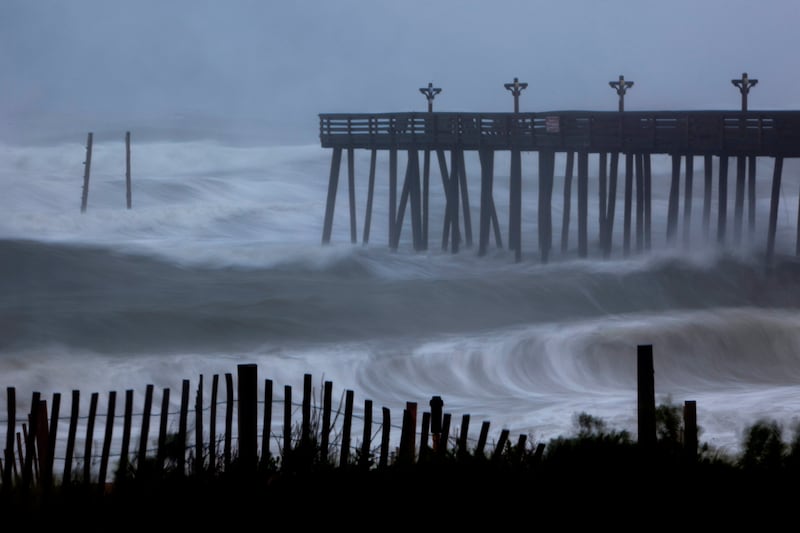 galleries/2011/08/26/hurricane-irene-photos/hurricane-irene-kitty-hawk-nc-photos_x5t27a