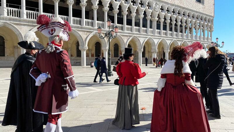 210215-Nadeau-Ghost-Carnival-Venice-embed-02_ruevtu