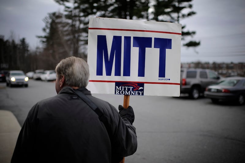 galleries/2012/01/07/gop-candidates-campaign-in-new-hampshire-photos/gop-candidates-campaign-in-new-hampshire-08_ccfbh2