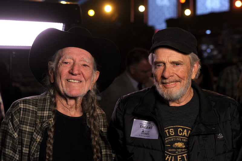 galleries/2016/04/06/merle-haggard-country-legend-dead-at-79/160406-haggard-06_eazuoo