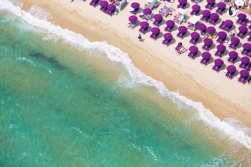 galleries/2016/05/29/beaches-around-the-world-from-above/160525-beaches-gallery-06_dnvkqc