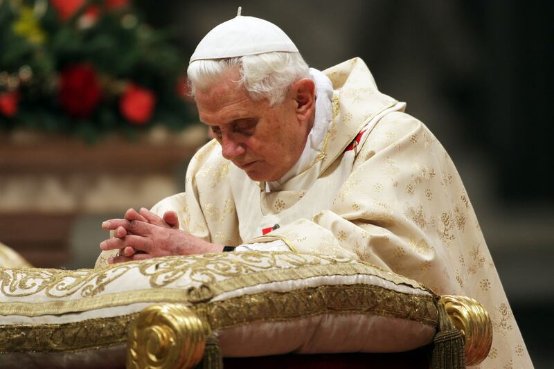 221231-berry-pope-benedict-xvi-embed-4_jmnfku