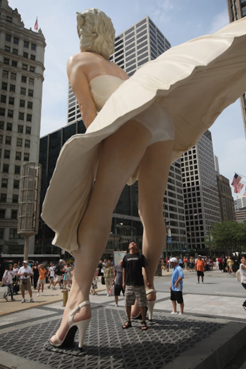 galleries/2011/07/23/marilyn-monroe-and-other-j-seward-johnson-sculptures-photos/seward-johnson4_smrxgx