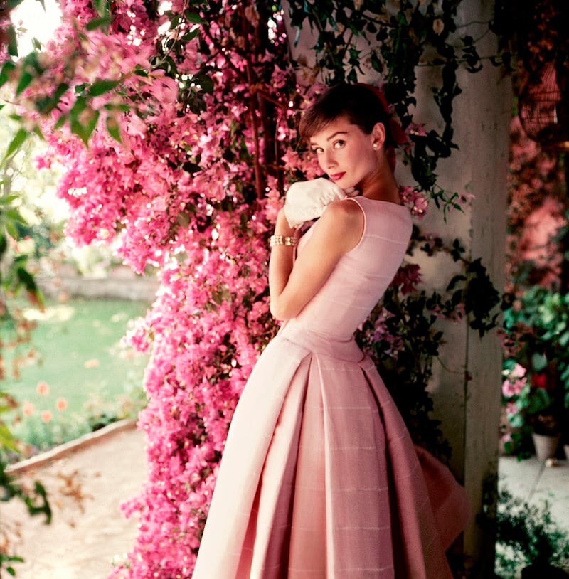 galleries/2015/07/14/inside-the-audrey-hepburn-exhibit-photos/150713-Audrey-Hepburn-03_yuzijz