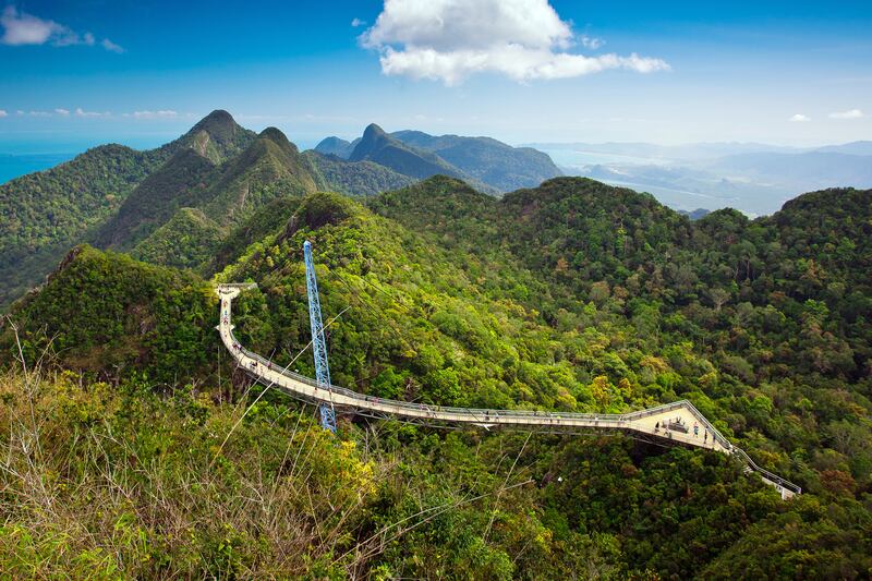 galleries/2013/10/12/made-for-walking-the-world-s-most-aesthetic-footbridges-photos/footbridges-langkawi_acdui7