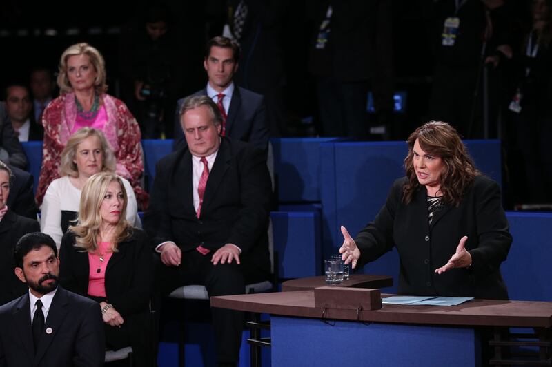 articles/2012/10/17/candy-crowley-injects-herself-into-the-presidential-debate/ashburn-crowley-fact-check-tease-embed_jynhia