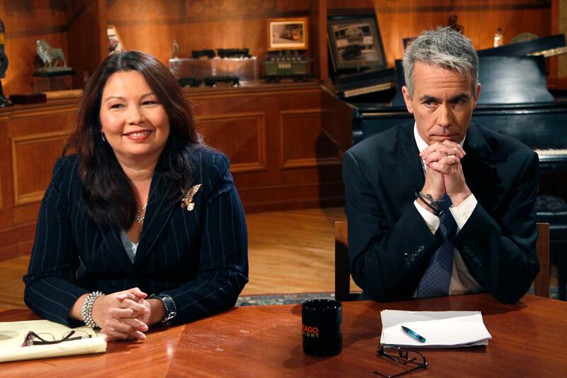 articles/2012/11/05/joe-walsh-vs-tammy-duckworth-yelps-lies-and-tough-talk-in-illinois-house-showdown/duckworth-v-walsh-chicago-suburbs-grove_n0ngg9