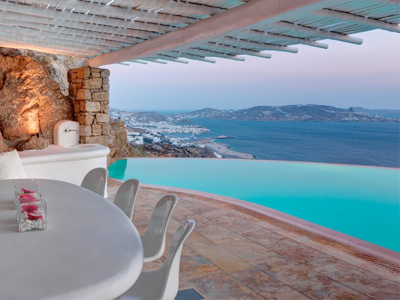 galleries/2014/09/20/omg-i-want-this-house-mykonos-greece-photos/140914-omg-house-mykonos-5_umt2wl