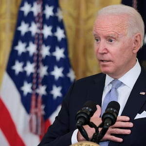 2021-07-29T214411Z_785320221_RC2LUO9HZWNA_RTRMADP_3_HEALTH-CORONAVIRUS-BIDEN_qrymjy