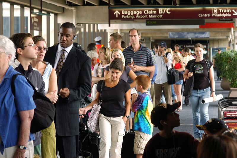 galleries/2011/11/15/worst-airports-in-america-photos/worst-airports-philadelphia-pa-phl_tquznd