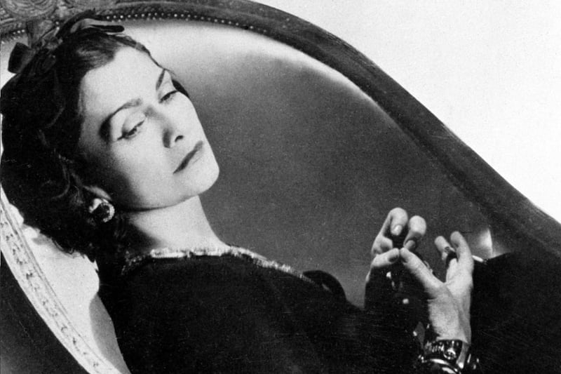 articles/2011/08/12/coco-chanel-s-secret-nazi-history-new-book-by-hal-vaugh-reveals/coco-chanel-nazi-past-korda-tease_vjjpdw