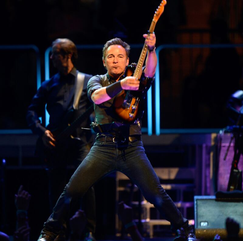 galleries/2014/01/12/bruce-springsteen-through-the-years-photos/140108-bruce6_rfuiim