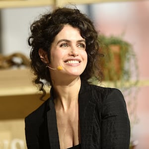 Neri Oxman at a scandal.