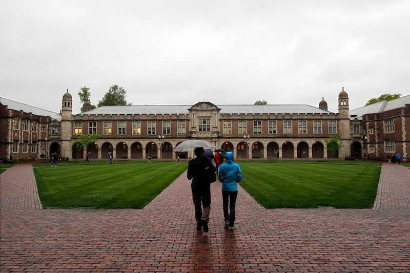 galleries/2012/06/18/america-s-25-most-crime-rattled-colleges-from-yale-to-duke-photos/crime-rattled-campuses-univ-washington-st-louis_nb0smn