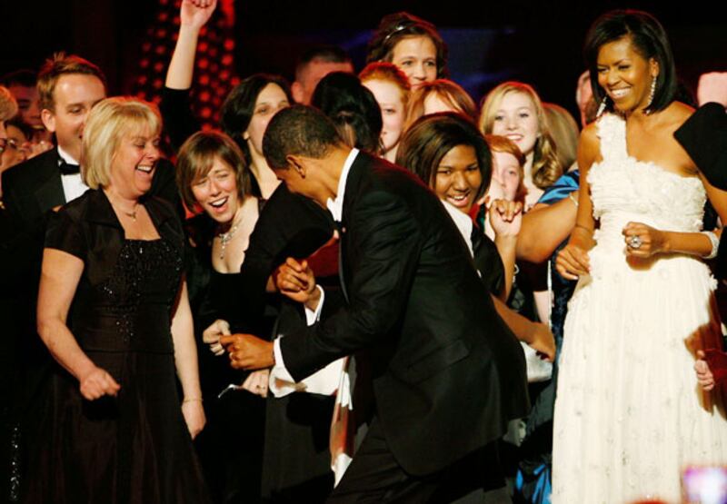 galleries/2009/01/20/project-beltway/inaugural-ball-obama-dancing_zrjrai