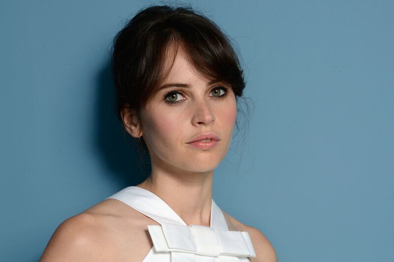 articles/2013/12/29/felicity-jones-is-bound-for-stardom/131227-stern-jones-tease_wq9iwv