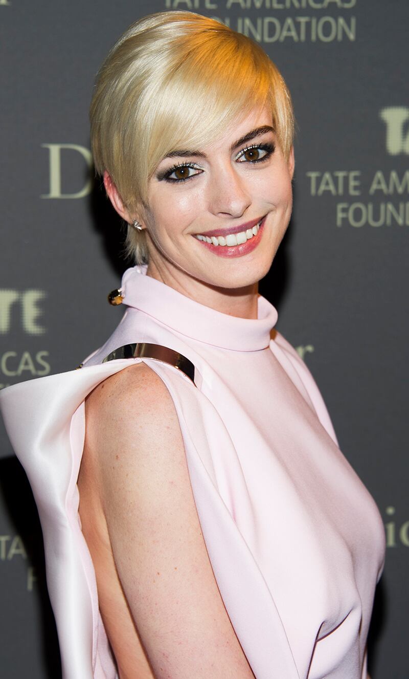 galleries/2013/06/29/hottest-hollywood-vegetarians-anne-hathaway-carrie-underwood-more/hathaway_fdvfuc