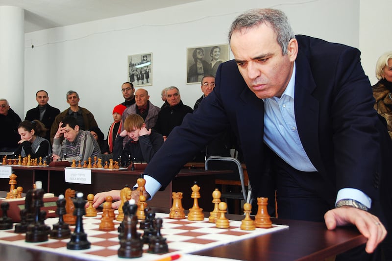 articles/2011/10/26/garry-kasparov-obama-s-russia-reset-a-disaster/gary-kasparov-political-chess-match-lake_ilonhd