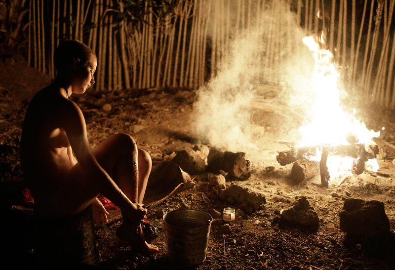 galleries/2014/05/04/escaping-heroin-inside-a-18-year-old-ibogaine-ceremony-photos/140502-costa-rica14_d9wrzb