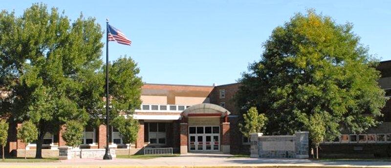 galleries/2014/08/27/25-best-high-schools-in-the-northeast/15.New_Hartford_jyo45s