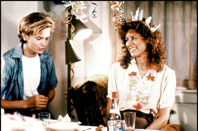 River Phoenix and Christine Lahti in Running on Empty