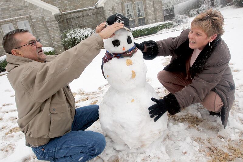 galleries/2012/12/26/christmas-storms-blanket-the-u-s-photos/winter-storm-3_fdlfa6