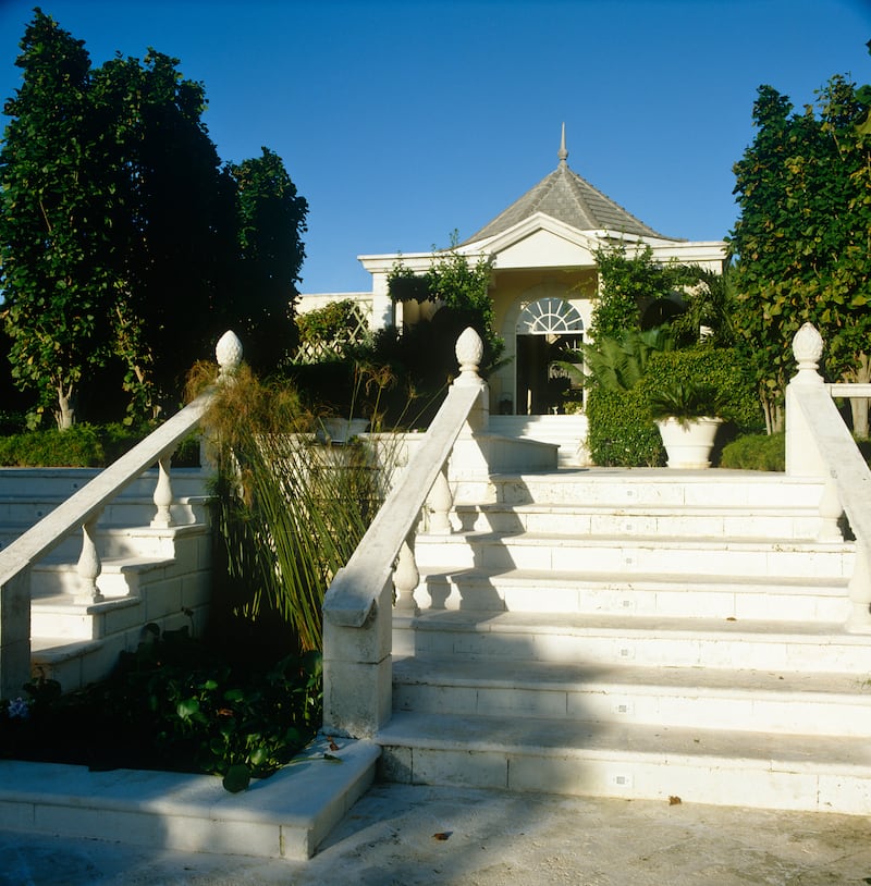 galleries/2013/07/05/omg-i-want-this-house-mustique/130702-omg-mustique23_o9agok