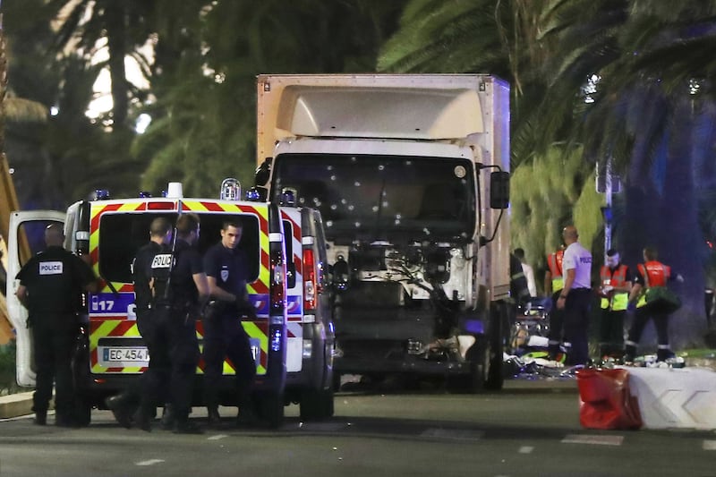 articles/2016/07/14/at-least-30-killed-in-nice-france-truck-rampage/160714-dickey-france-truck-tease_yfh9wf