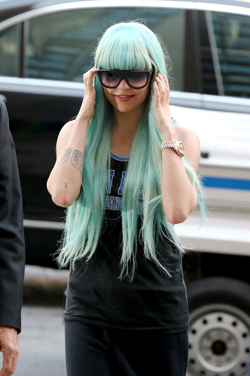 galleries/2013/07/09/amanda-bynes-hair-evolution/130709-amanda-bynes-hair-2013_vzgnvn