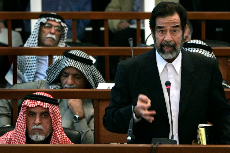 galleries/2011/07/07/famous-trials/saddam-hussein-famous-trials_kwzpmn