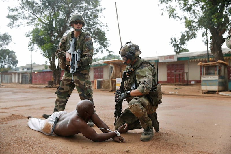 galleries/2013/12/13/chaos-in-the-central-african-republic-photos/131213-central-african10_yxefxj