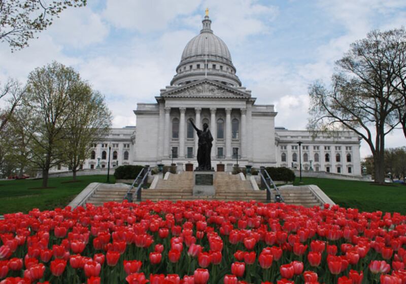 galleries/2011/04/04/state-finances/smartest-college-towns---madison_jhlmqh