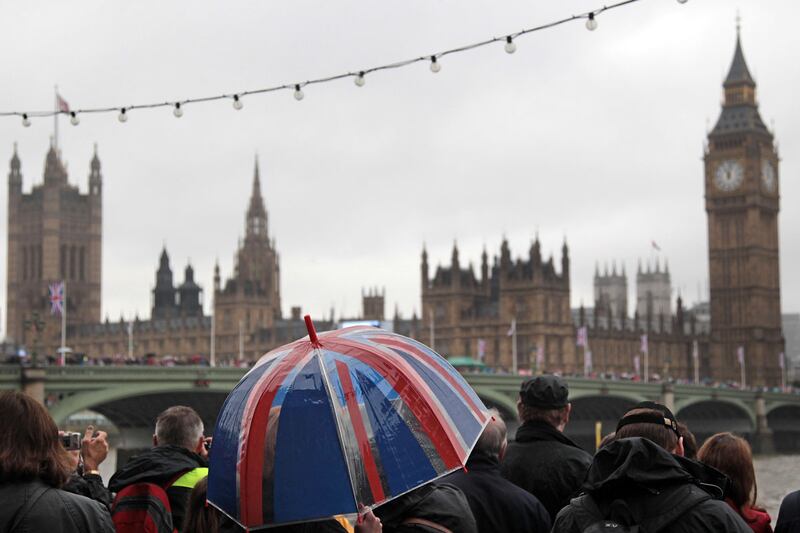 galleries/2012/06/03/queen-elizabeth-s-diamond-jubilee-kate-middleton-prince-william-and-more-photos/big-ben-queen-jubilee-celebration_eciyfe