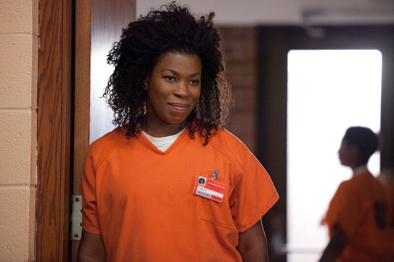 articles/2014/06/13/oitnb-s-new-villain-speaks-for-the-first-time/140612-fallon-oitnb-toussaint-tease_vq0jvs