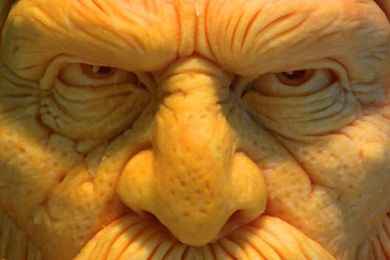 galleries/2011/10/28/amazing-pumpkin-carvings-photos/pumpkin-carvings-13_omodvt