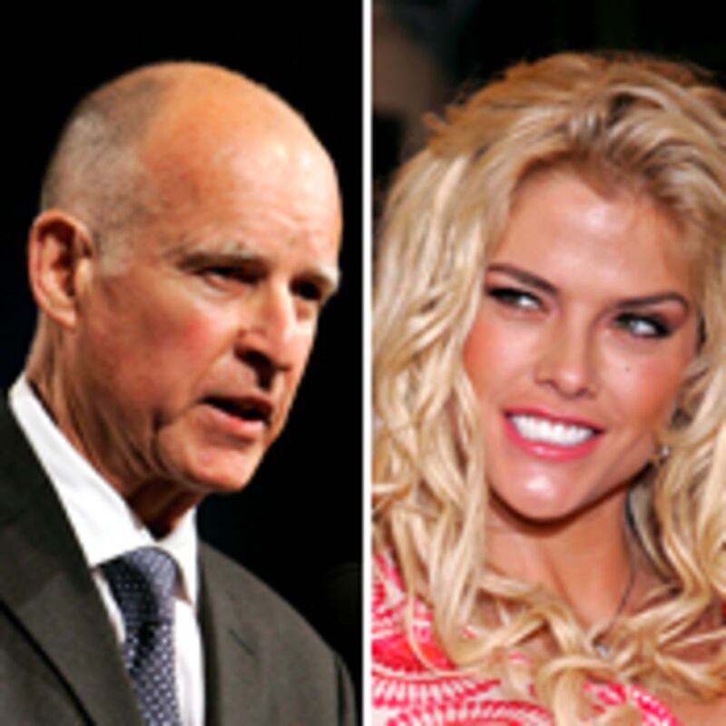 articles/2009/05/13/gov-moonbeams-anna-nicole-smith-gambit/clark-anna-nicole-smith_26593_ac3kc2